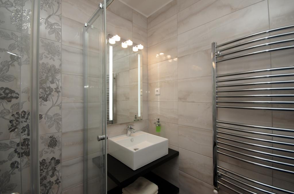 גיולה Regina Delux Apartman מראה חיצוני תמונה